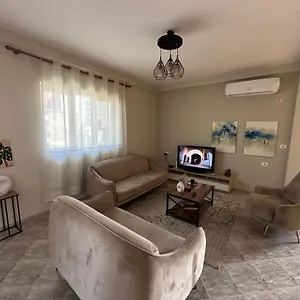 Center Apartment